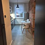 50m2 *
